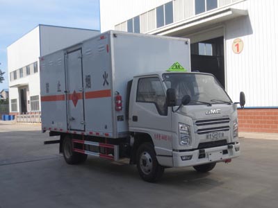 江特牌JDF5040XRYJ6型易燃液體廂式運(yùn)輸車(chē)