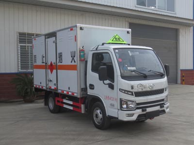 江特牌JDF5040XRYSH6型易燃液體廂式運(yùn)輸車(chē)