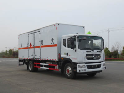 江特牌JDF5180XRYE6型易燃液體廂式運(yùn)輸車(chē)